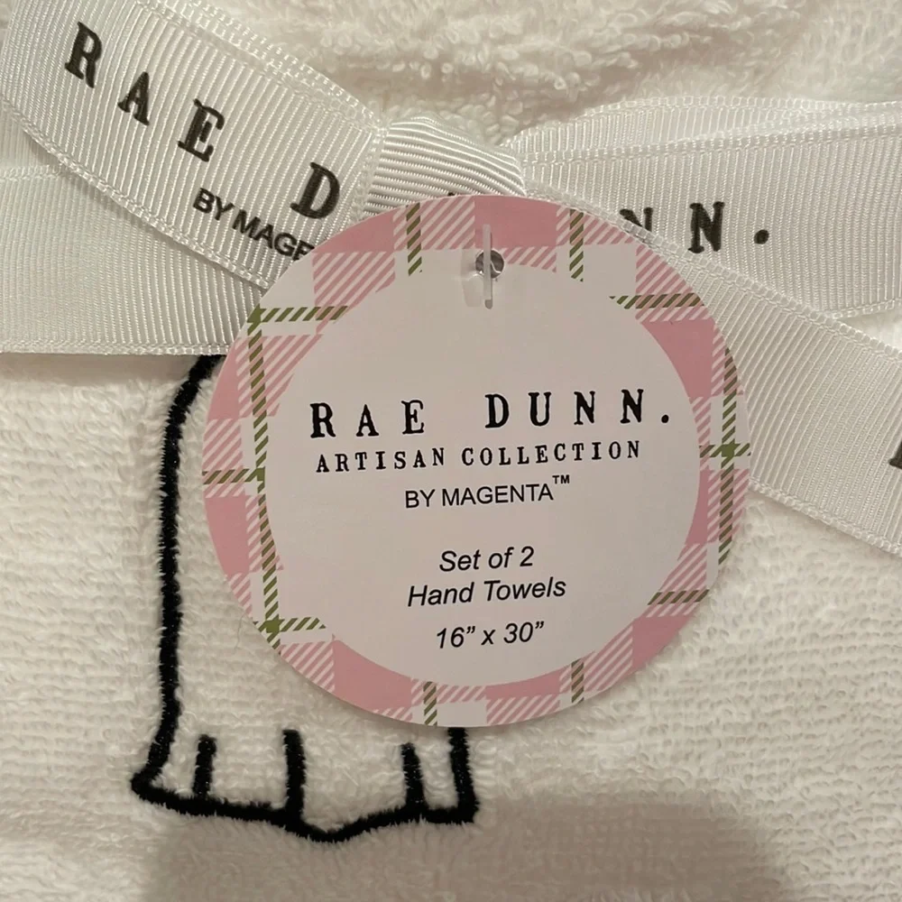 NWT Rae Dunn Set of 2 BOO Halloween Hand Towels